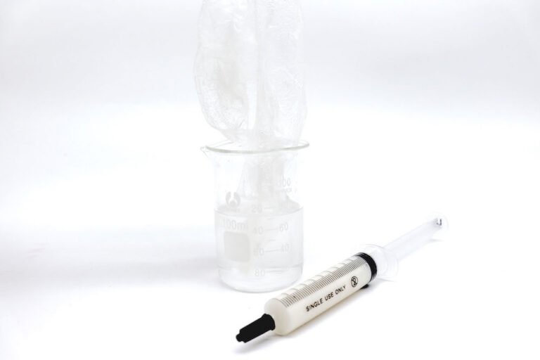 Are Oil Blotting Sheets Good or Bad for My Skin? Dr.TWL